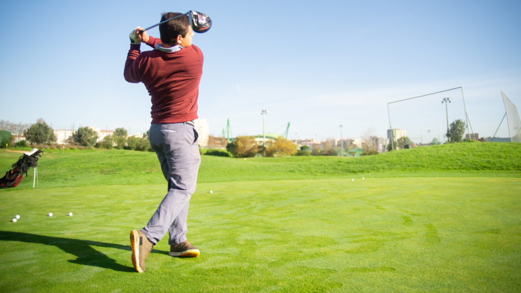Top Reasons Why You Should Start Playing Golf